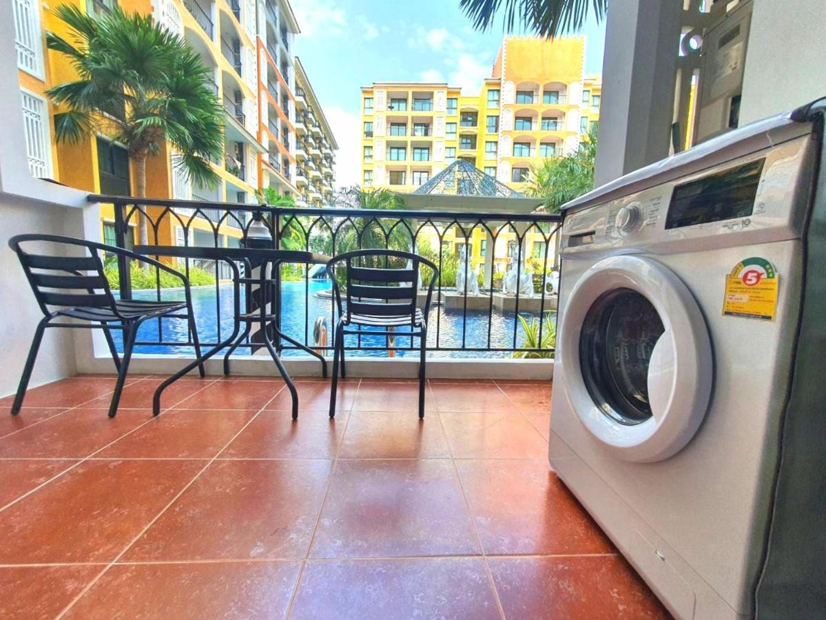 D14 Venetian Condo Resort Pattaya Pool Connected Netflix Praia de Jomtien Exterior foto