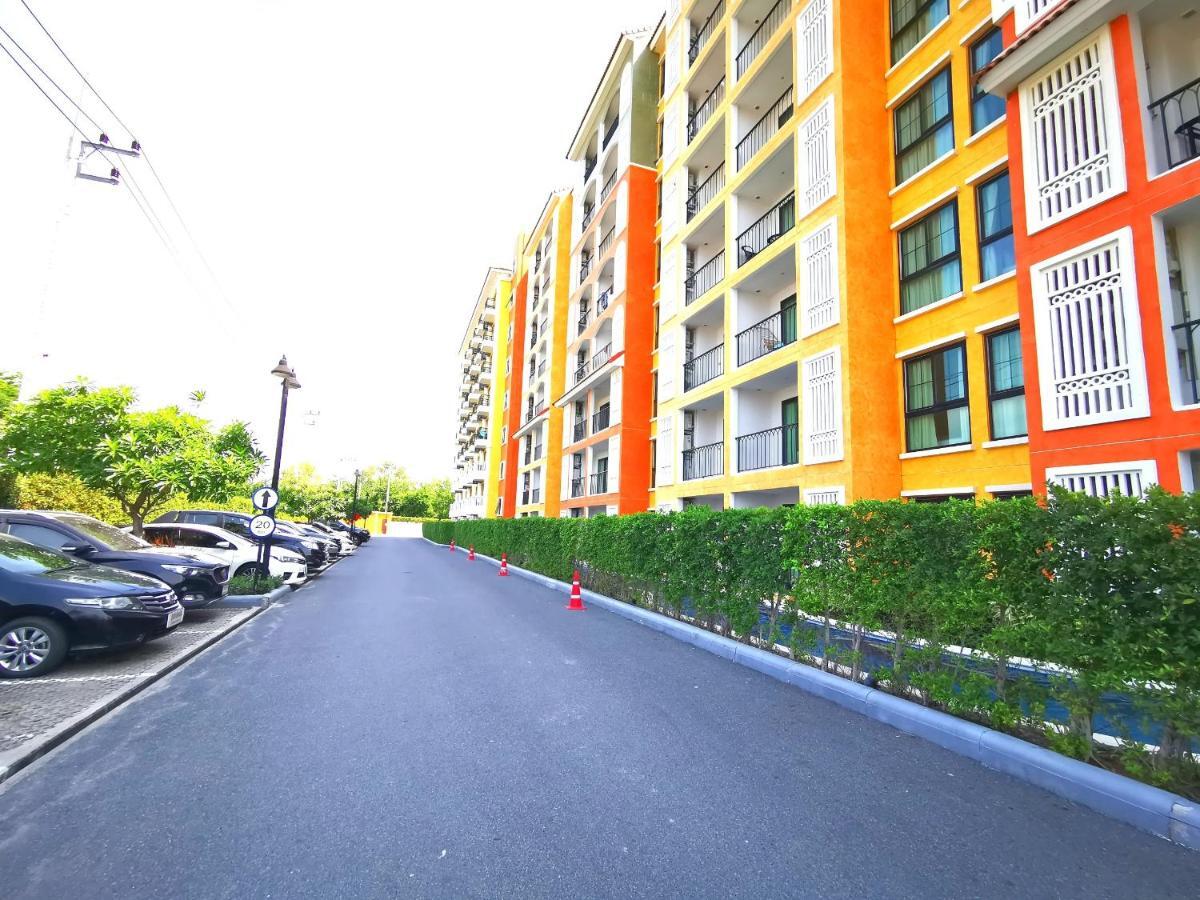 D14 Venetian Condo Resort Pattaya Pool Connected Netflix Praia de Jomtien Exterior foto